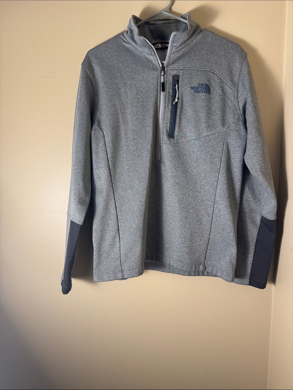 The North Face Men's Heather Gray Half-Zip Tech Pullover